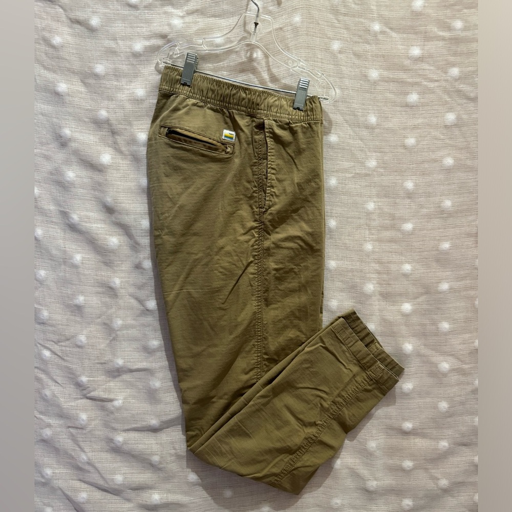 Vuori Men's pants see measurements for size